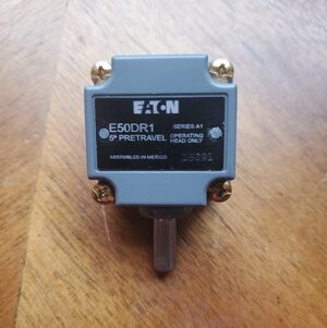 Eaton E50DR1 Series A1 Operating Head Switch